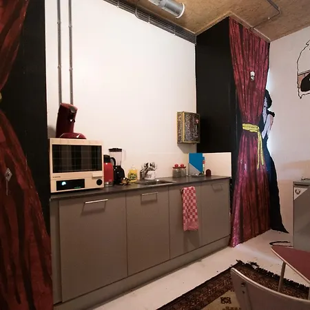 At Yetty's Place Vintage Hotel Eindhoven
